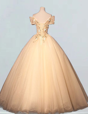Champagne gold off-shoulder lace applique prom ball gown for girls with elegant and aesthetic design, featuring sleeves and corset detailing, perfect for formal events and princess parties Champagne gold off-shoulder lace applique prom ball gown for girls with elegant and aesthetic design, featuring sleeves and corset detailing, perfect for formal events and princess parties