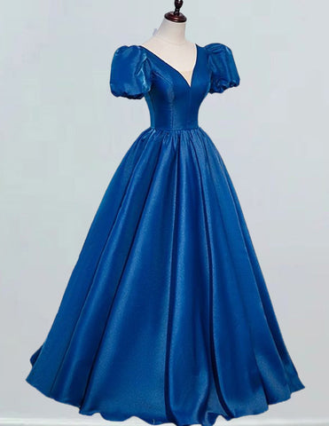 Elegant blue V-neck prom and bridal gown with short sleeves for girls2 Elegant blue V-neck prom and bridal gown with short sleeves for girls2