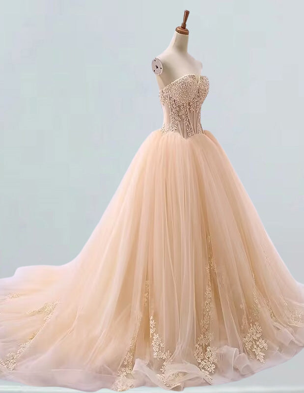 Elegant strapless lace applique bridal ball gown with chapel train for girls' formal events, including prom and bridesmaid occasions1 Elegant strapless lace applique bridal ball gown with chapel train for girls' formal events, including prom and bridesmaid occasions1