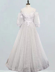 Women's Off-Shoulder Tulle Prom Gown with Lace Applique, Elegant Evening Dress