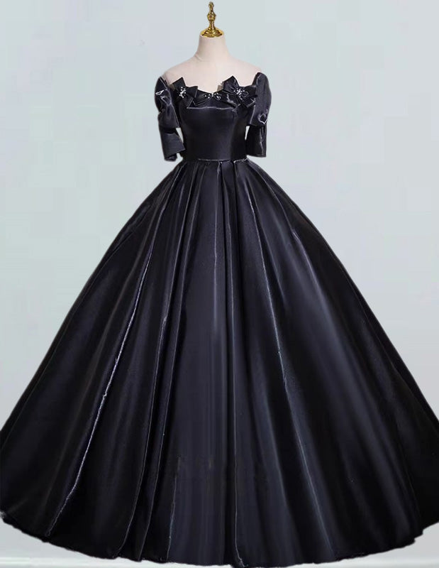 Elegant strapless satin ball gown for girls, black prom and evening dress with aesthetic design, perfect for formal events and princess parties3