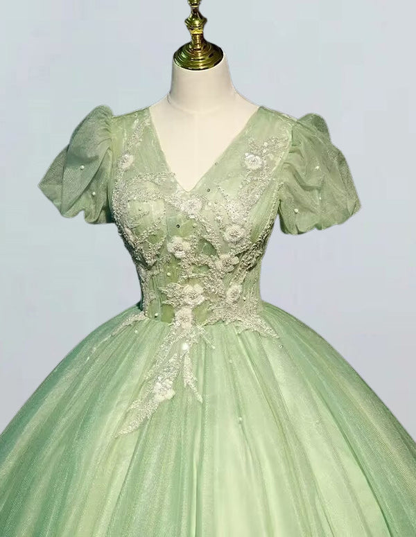 a dress on a mannequin on a mannequin