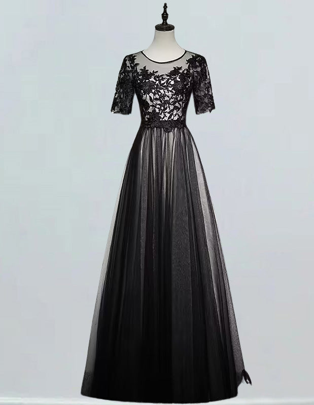 Elegant black lace applique tulle prom dress with boat neck for girls, perfect for formal events and princess parties2