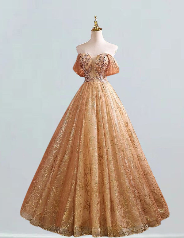a dress on a mannequin on a mannequin