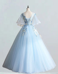 a dress on a mannequin on a mannequin