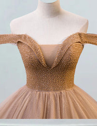 a dress on a mannequin on a mannequin