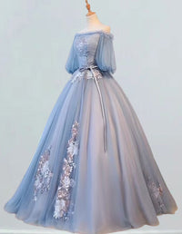 Elegant off-shoulder tulle evening gown with lace applique for girls' prom and formal events
