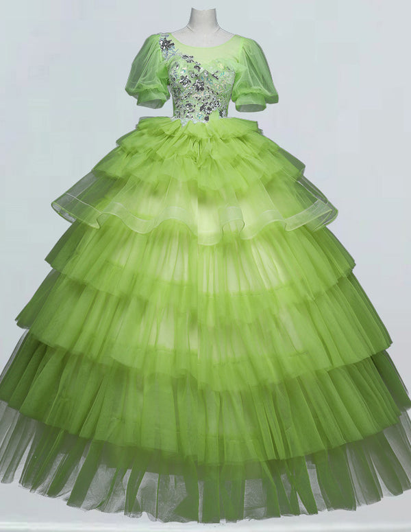 Elegant Tulle Bateau Ball Gown with Lace Applique, perfect for prom or formal events0