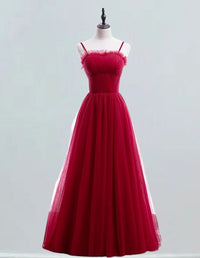 Elegant red tulle Quinceanera dress with spaghetti straps and pleated ball gown skirt for prom or formal events1