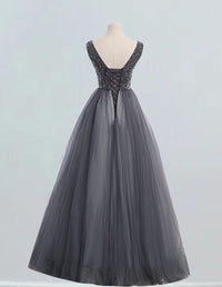Elegant V-Neck Tulle Prom Dress with Rhinestone Beading for Girls2