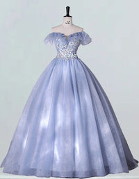a dress on a mannequin on a mannequin